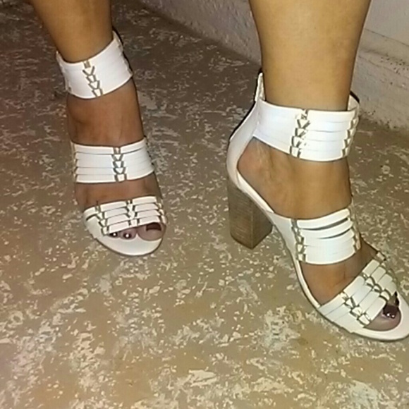 White wedges - Picture 1 of 4